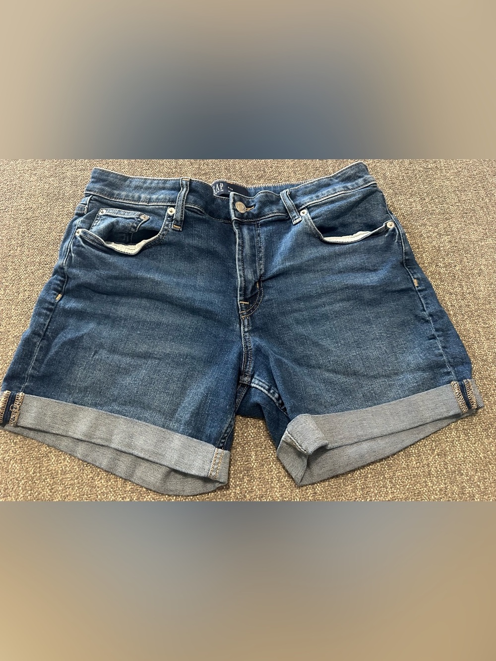 GAP Shorts Women’s Size 8/29 5” Short